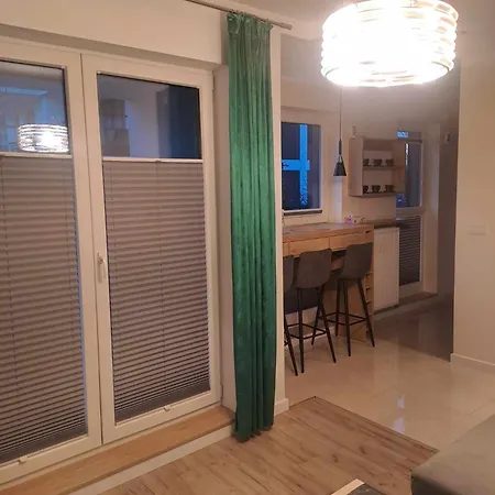 Slonce Bemowa Varşova